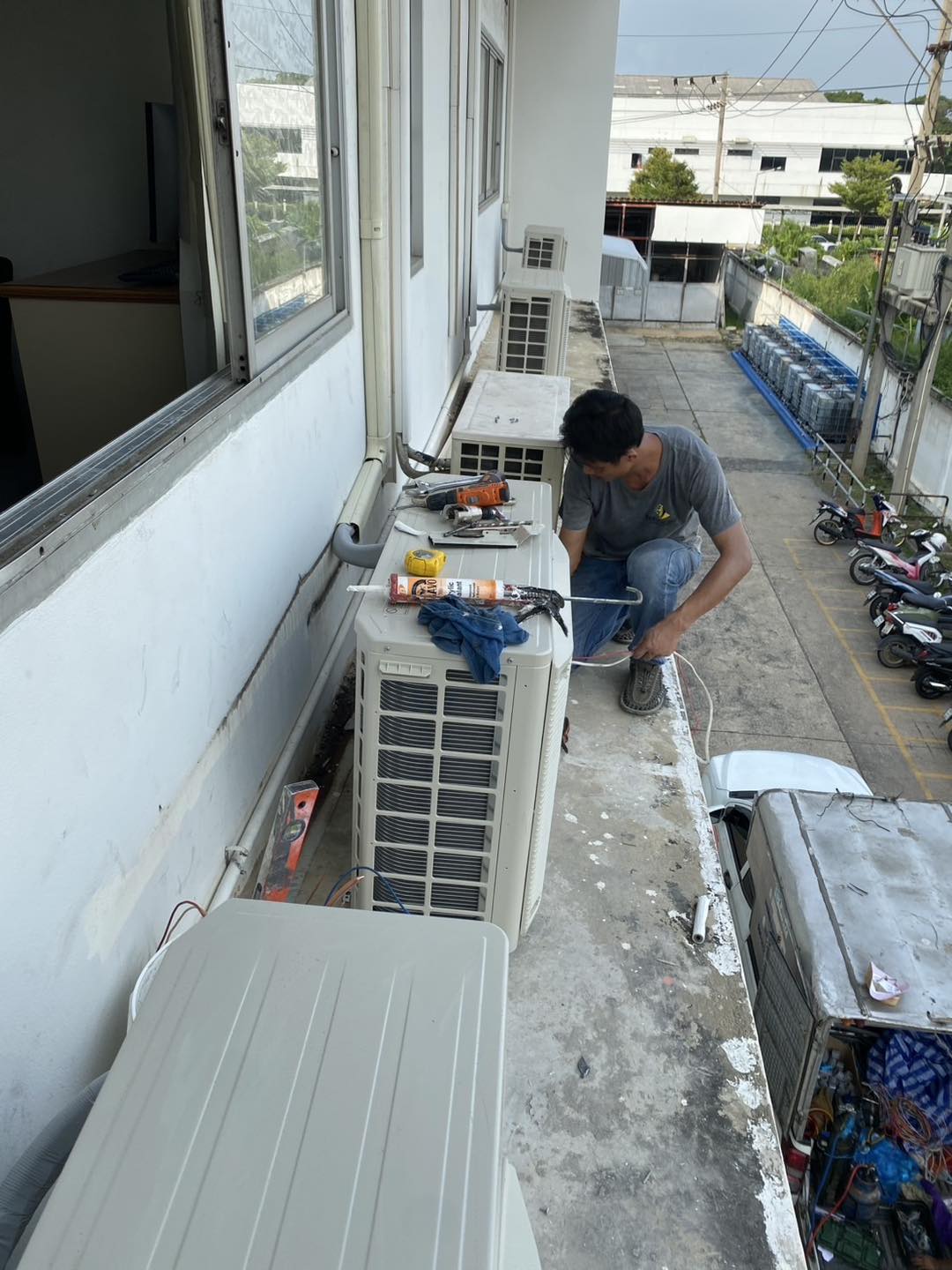 14 - https://จําหน่ายแอร์บ้านราคาถูก.com | หจก.ดีดีพี แอร์ แอนด์ เซอร์วิส -  เราคือผู้เชี่ยวชาญด้านแอร์ครบวงจร จำหน่าย ติดตั้ง ล้าง ซ่อมแอร์บ้านและโรงงานทุกรุ่น โดยช่างมืออาชีพ บริการถึงที่ทุกวัน รับประกันงานติดตั้ง 1 ปีเต็ม